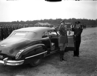 Herdenking Canadese kerkhof Holten, Bestanddeelnr 902-7341