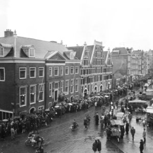 Herdenking februari-staking op J.D. Meijerplein, Bestanddeelnr 918-8308