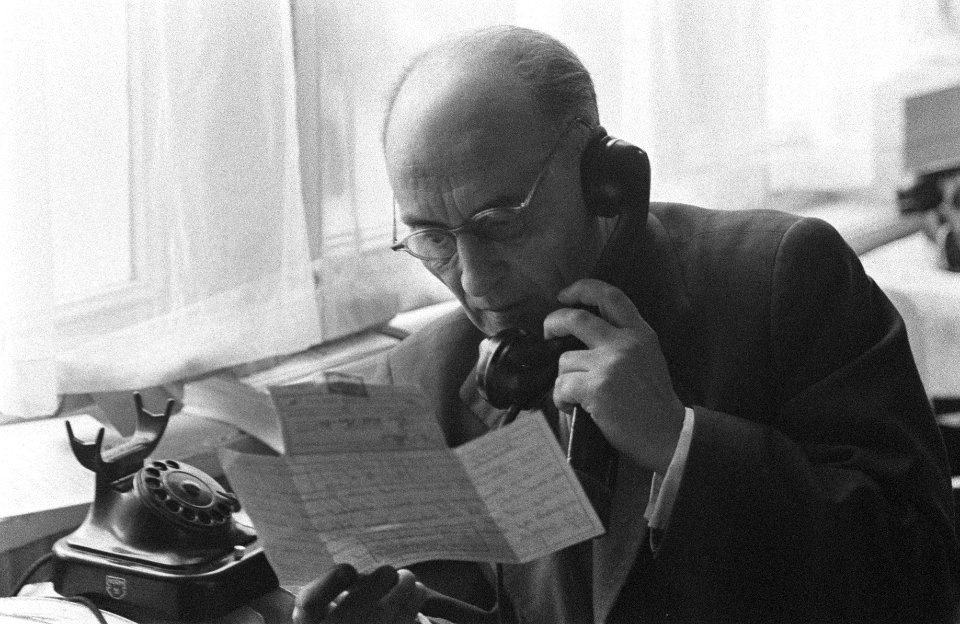 Heren, telefoneren, schaaktoernooien, Bestanddeelnr 911-8006