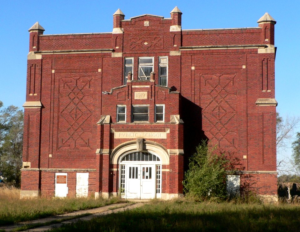 Herrick School (Herrick SD) from E 2