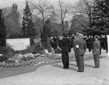 Herdenking nieuwe vorstenbegraafplaats Gevallenen tweede wereldoorlog, Bestanddeelnr 905-0943