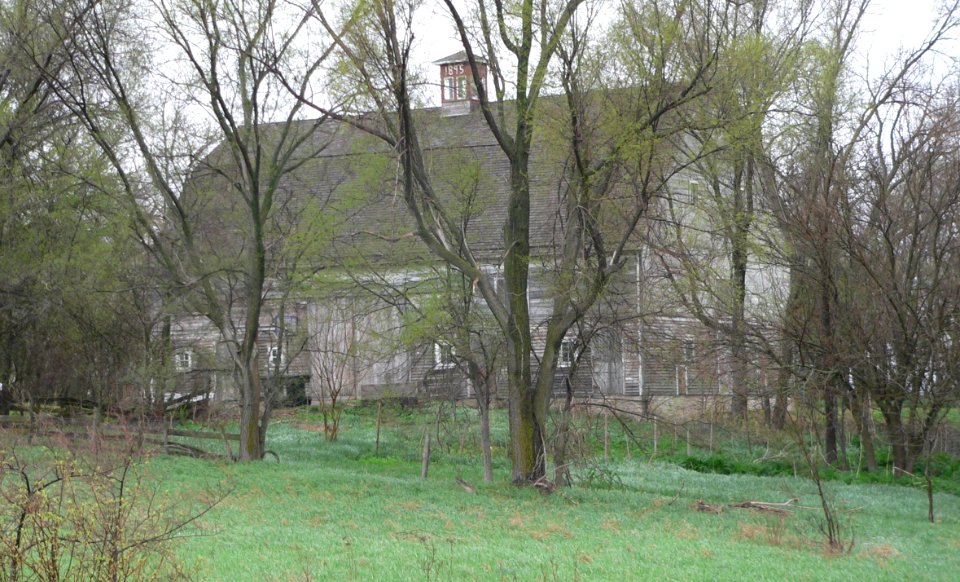 Herter farmstead barn 2