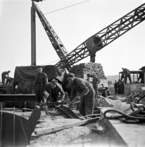 Herstelwerk aan een haveninstallatie, Bestanddeelnr 900-2581