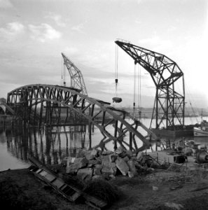 Herstel vernielingen Tweede Wereldoorlog. IJsselbrug Zwolle, Bestanddeelnr 901-3273