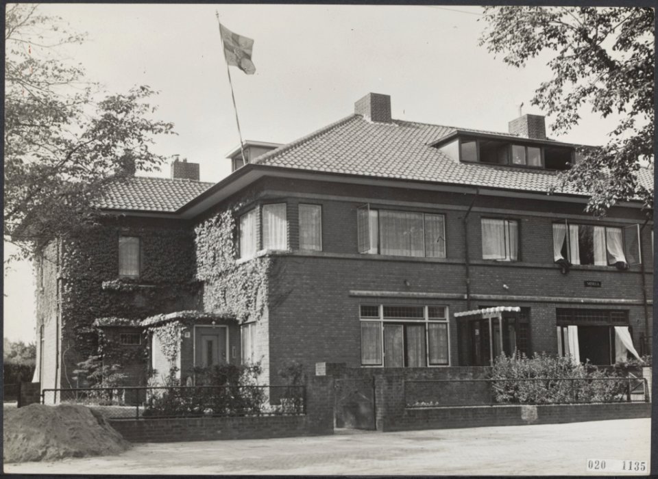 Herstelwerkzaamheden paleis den haag, koningin nu in scheveningen, Bestanddeelnr 020-1135