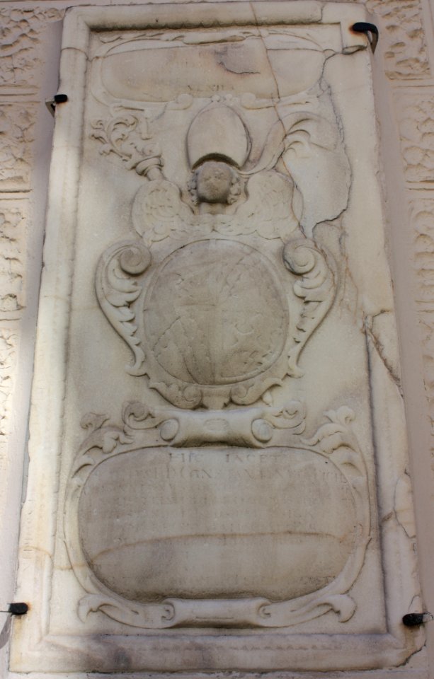 Hermagor - Pfarrkirche - Grabplatte3
