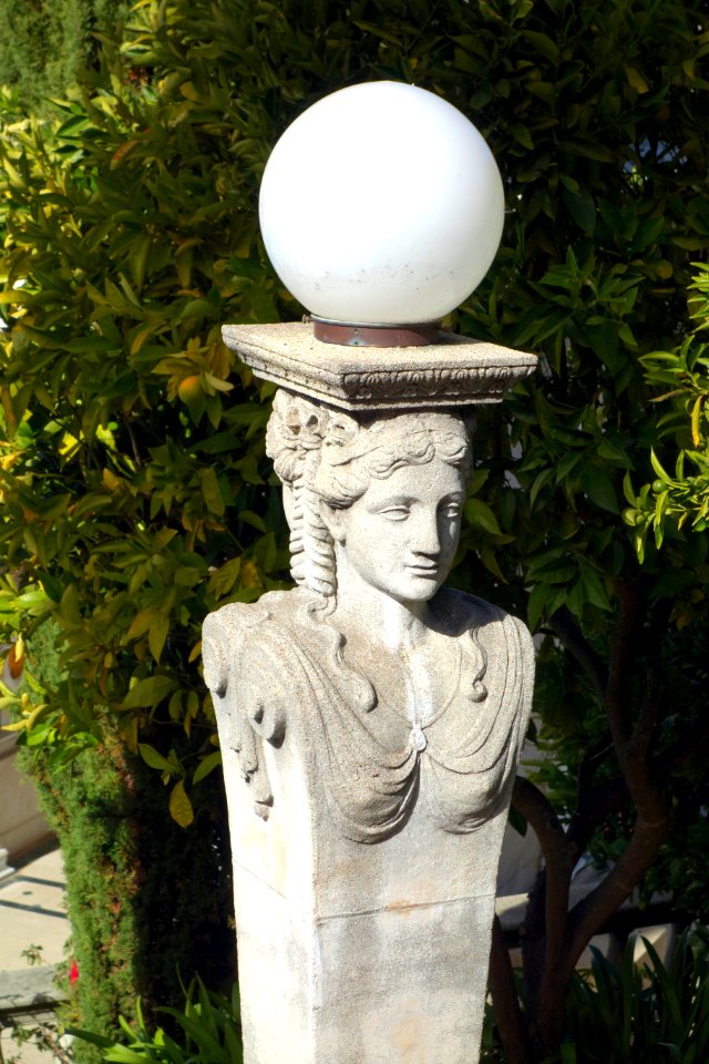Herm light - Hearst Castle - DSC06487
