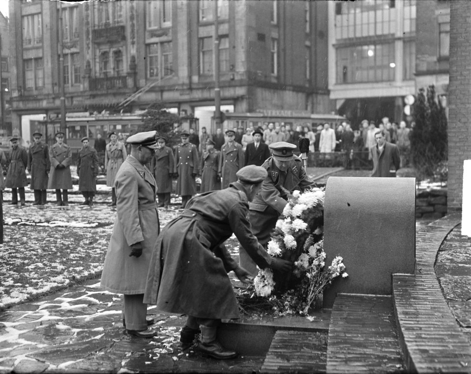 Herdenking 7 december Divisie op Dam, Bestanddeelnr 904-3321