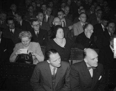Herdenking 100 jaar gemeentewet Vereniging van Nederlandse Gemeenten mevrouw Smu, Bestanddeelnr 904-6064