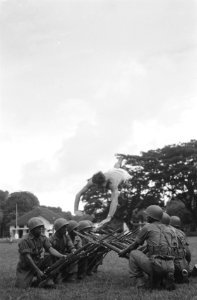 Herdenking 1-jarig bestaan Oost-Indonesië (Negara Indonesia Timur). Demontratie , Bestanddeelnr 3506