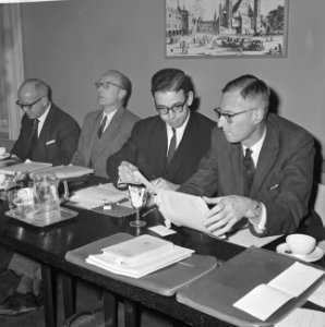 Herdenking 15-jarig bestaan Universele verklaring van de rechter van de mens in , Bestanddeelnr 915-7944