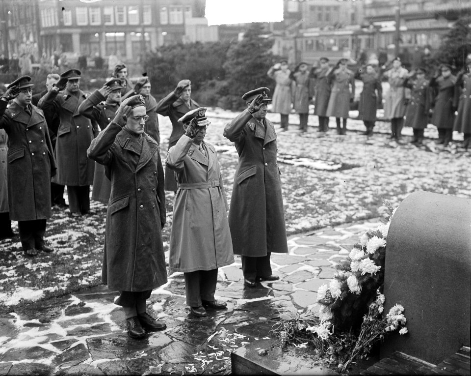 Herdenking 7 december Divisie op Dam, Bestanddeelnr 904-3322