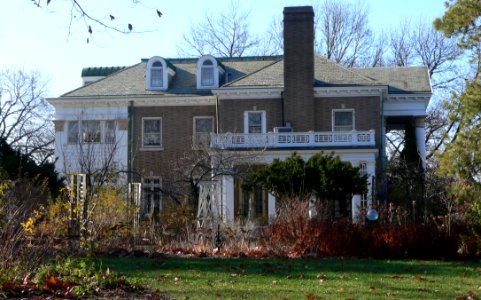Herget mansion from E 1