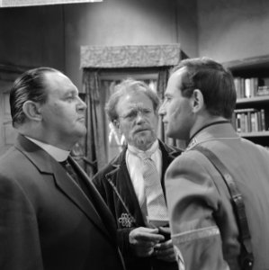 Hij zit aan de smeltkroes, een TV-spel van VPRO, Paul Meyer, Max Croiset en J…, Bestanddeelnr 914-4168