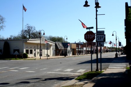 Highway 59B turns onto Main Street in Gentry, AR