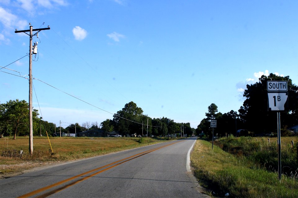 Highway 1B enters Vanndale, Arkansas