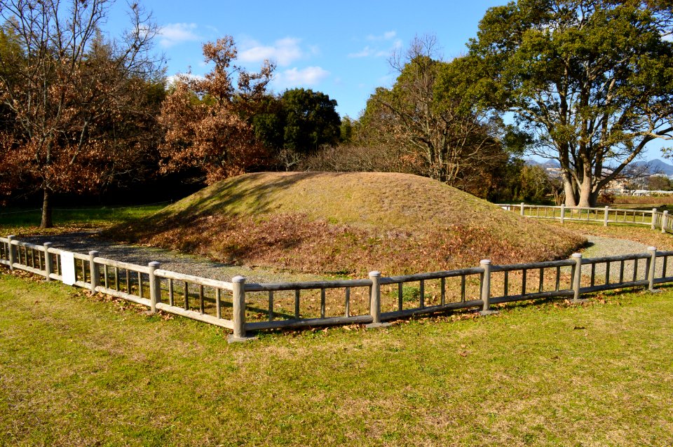 Hirabaru Site, tomb-1