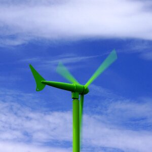 Rotor lifts a nacelle