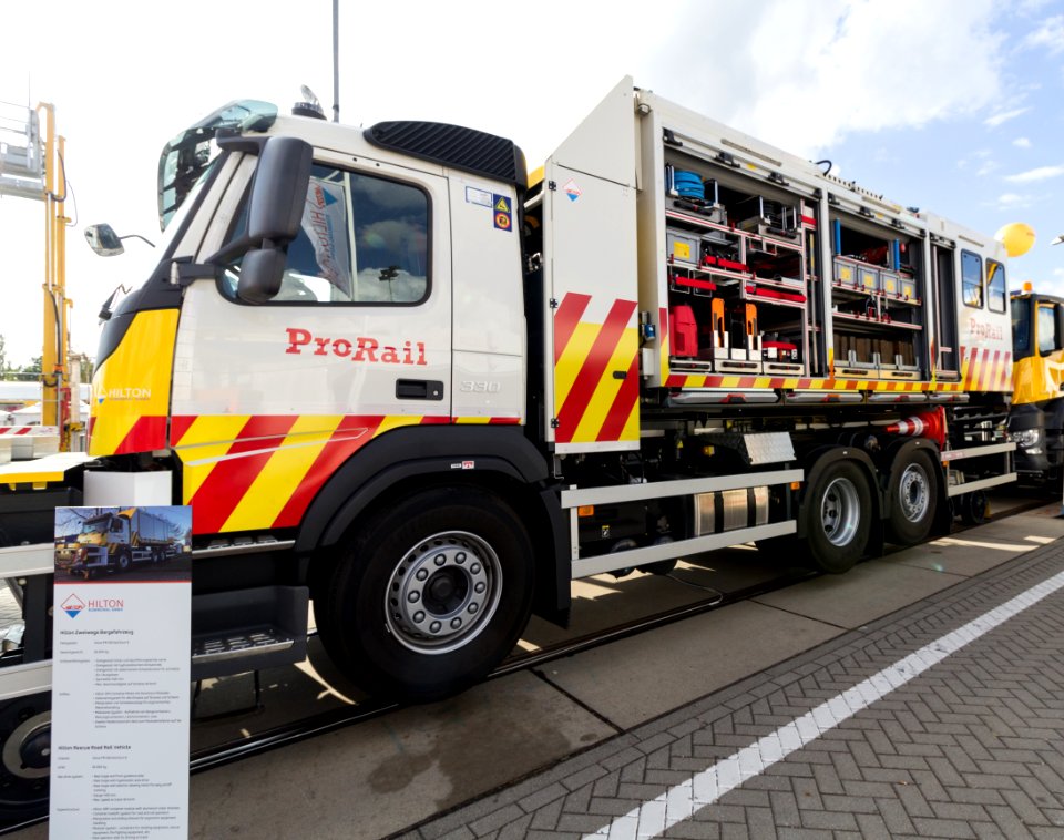Hilton Zweiwege Bergefahrzeug - innoTrans 2016