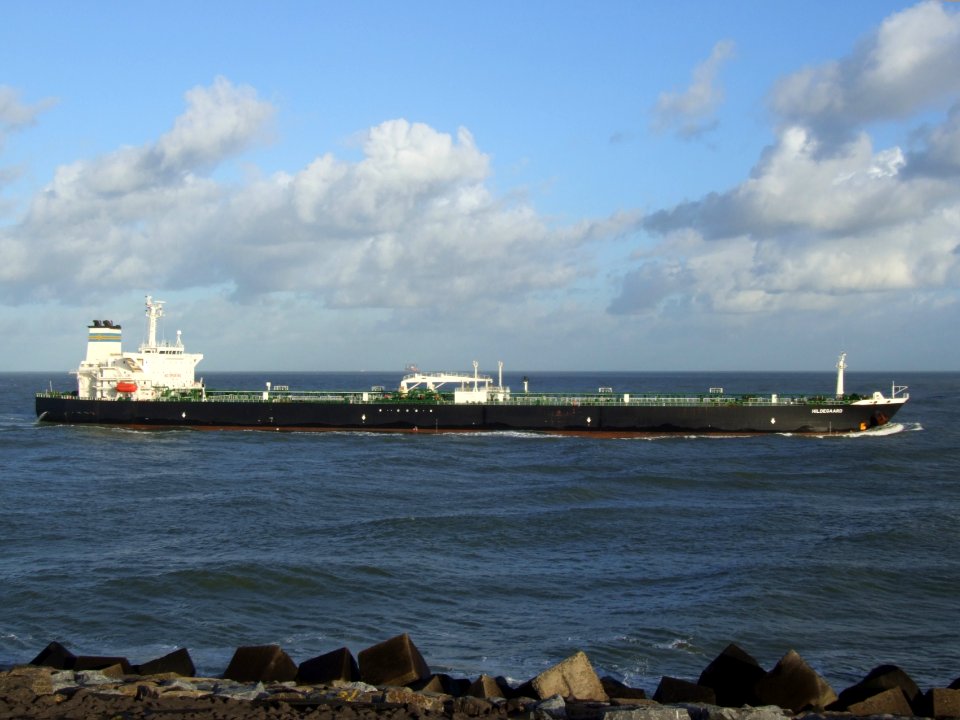 Hildegaard p5 approaching Port of Rotterdam, Holland 12-Dec-2006