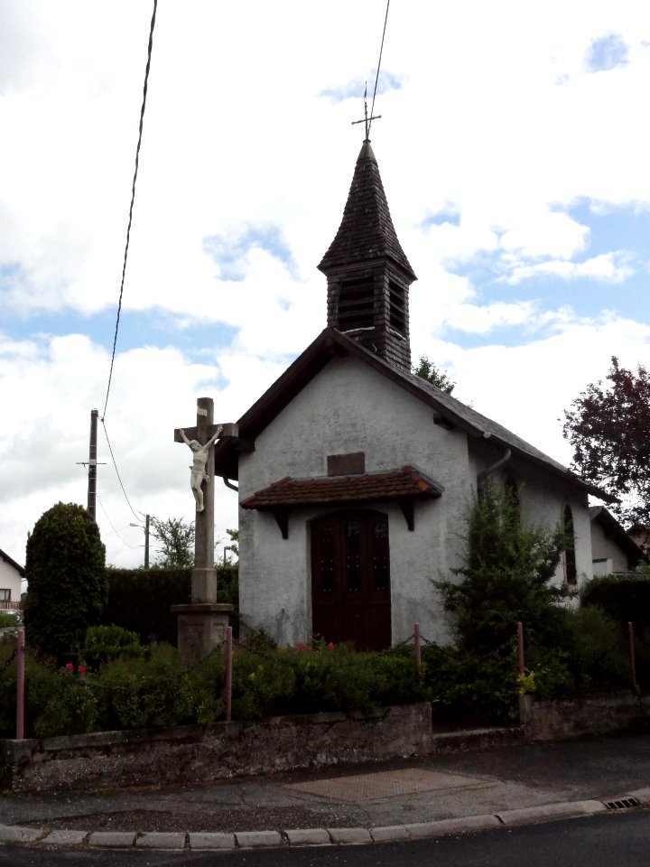 Hilbesheim (Moselle) chapelle et croix