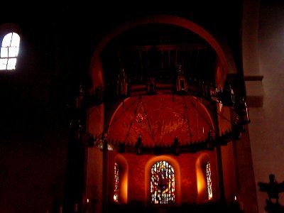 Hildesheim Kathedrale Mariä Himmelfahrt Innen Helizioleuchter 1