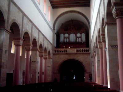 Hildesheim Basilika St. Godehard Innen 2