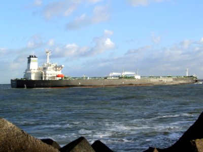 Hildegaard p6 approaching Port of Rotterdam, Holland 12-Dec-2006