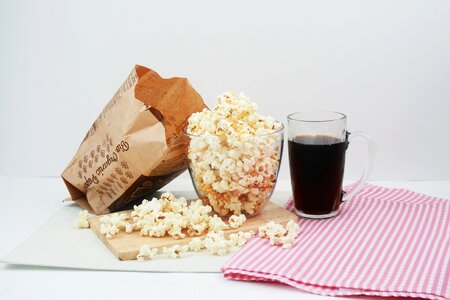Popcorn cola corn photo
