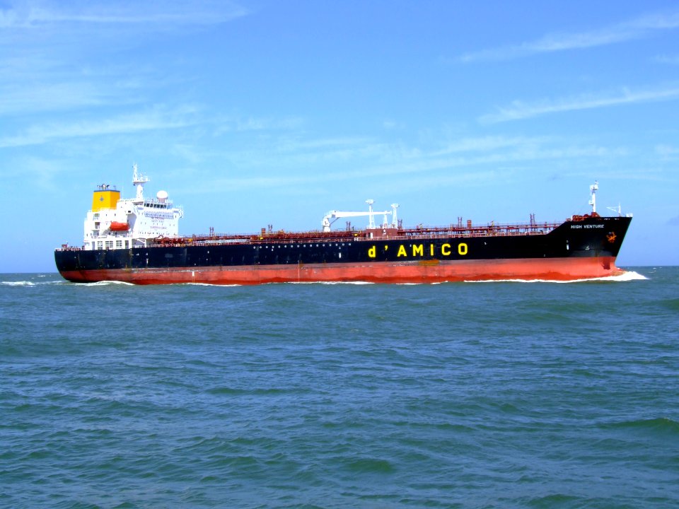 High Venture p8 approaching Port of Rotterdam, Holland 20-Jun-2007