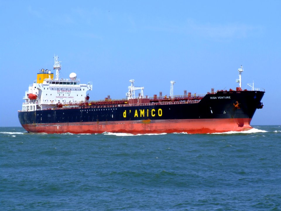 High Venture p4 approaching Port of Rotterdam, Holland 20-Jun-2007
