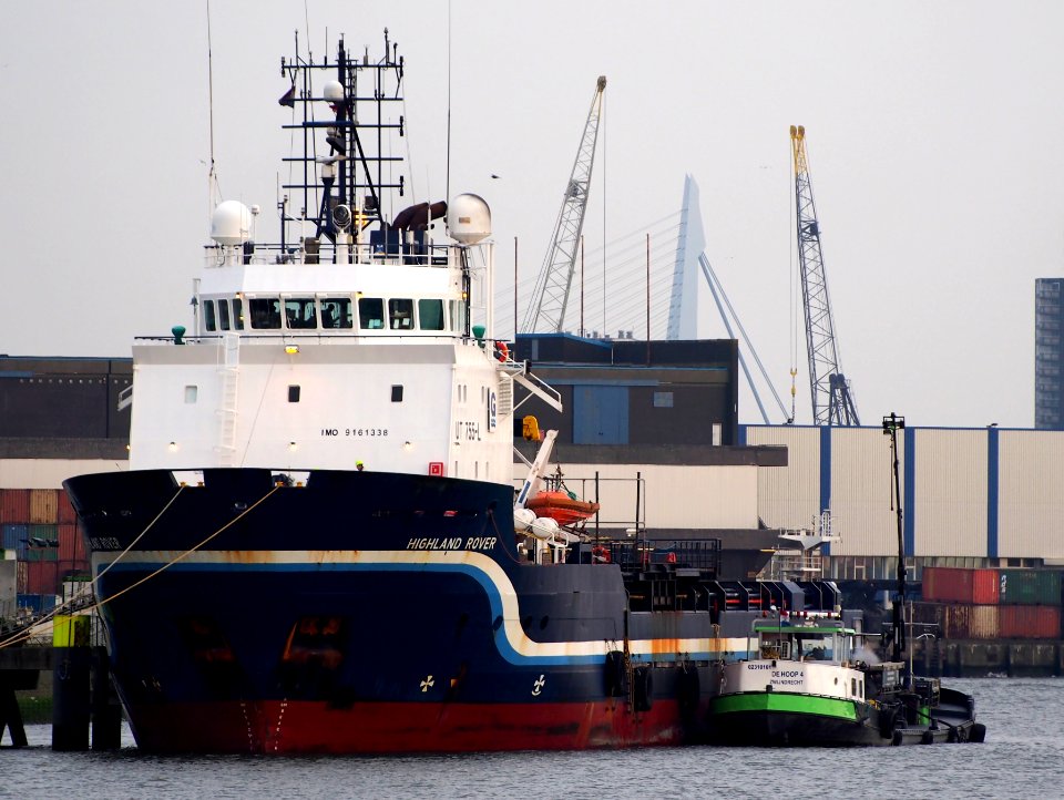 Highland Rover IMO 9161338 & De hoop 4 ENI 02310161 Port of Rotterdam