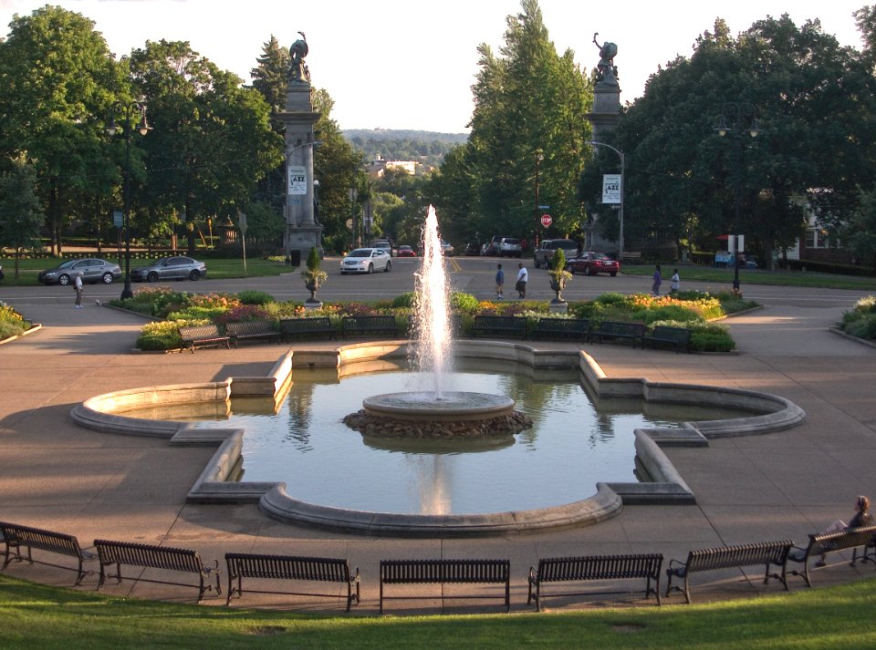 Highland Park Fountain, 2015-07-21, 02