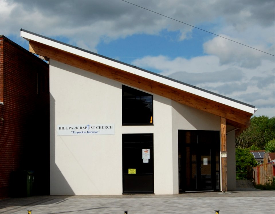 Hill Park Baptist Church, Gudge Heath Lane, Hill Park, Fareham (May 2019) (2)