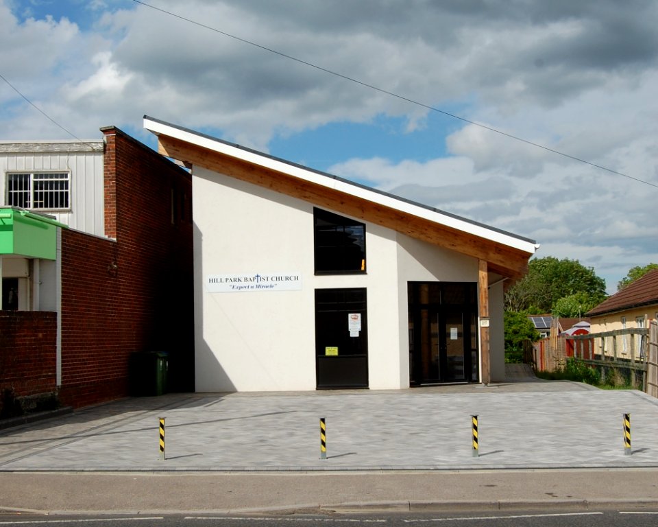 Hill Park Baptist Church, Gudge Heath Lane, Hill Park, Fareham (May 2019) (1)