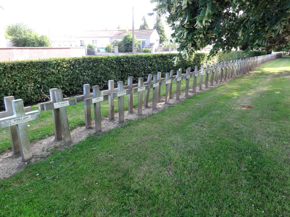 Hirson (Aisne), cimetière allemand (02)