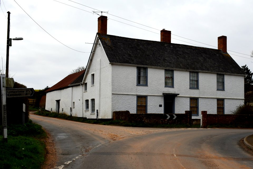 Higher Venmoor Farmhouse And Attached Barn To Rear