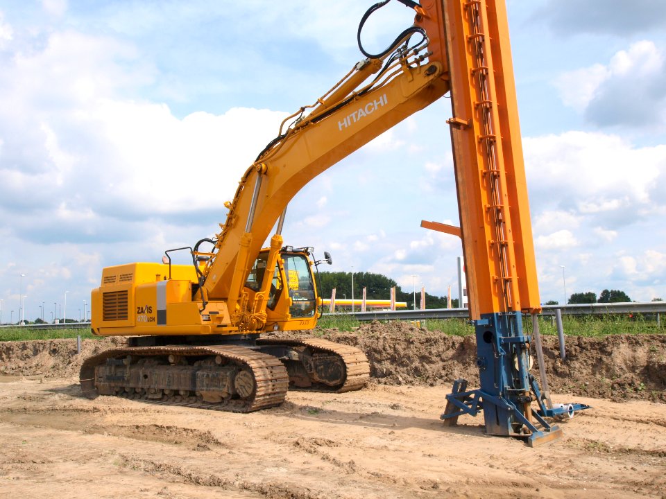 Hitachi Zaxis 470LCH p3