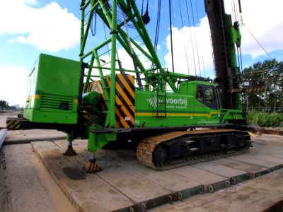 Hitachi 700GLS (owner Voorbij funderingstechniek) p1