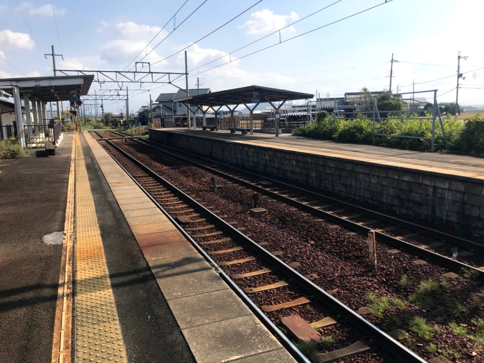 Hitara station viewing south