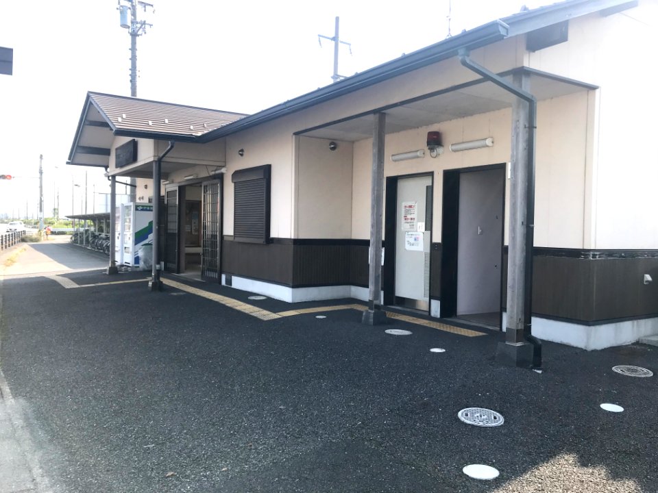 Hitara station building 20191101