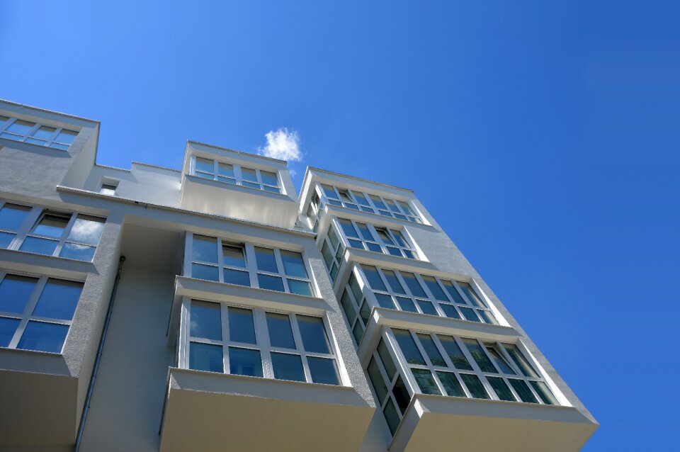 Tower house glass mirroring