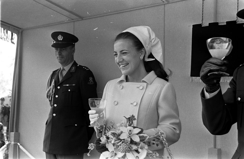 HKH Pr. Margriet was aanwezig bij de Regimentsdag in de Juliana van Stolbergkaze, Bestanddeelnr 922-3677