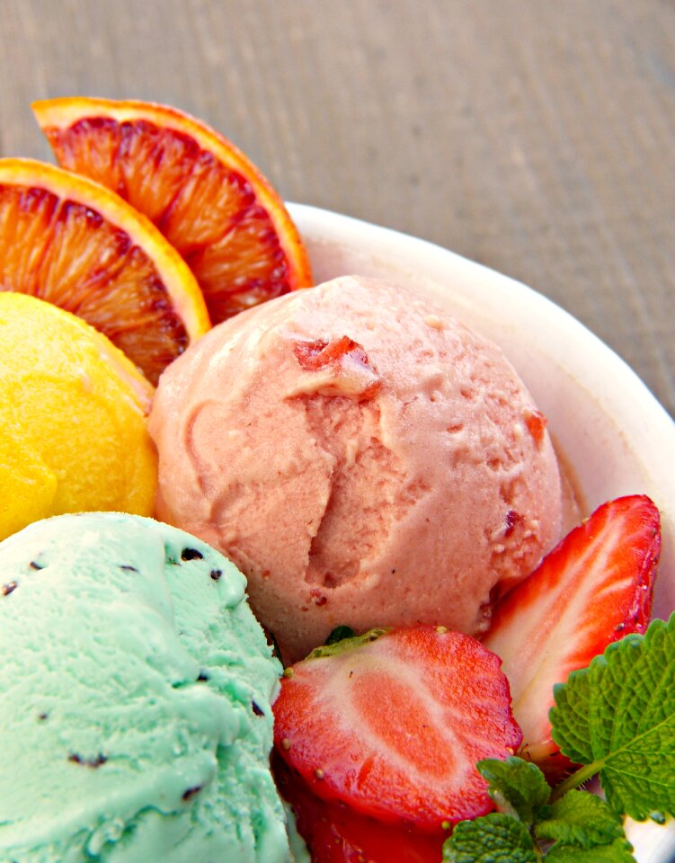 Mint strawberries blood orange