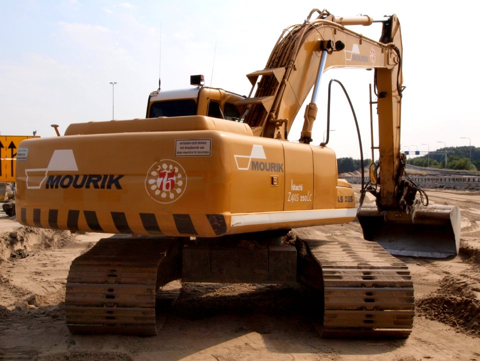 Hitachi Zaxis 250Lc owned by Mourik p1
