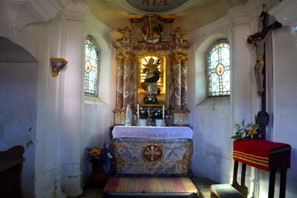 Himmelsköniginkapelle (Haunstetten) Ausstattung