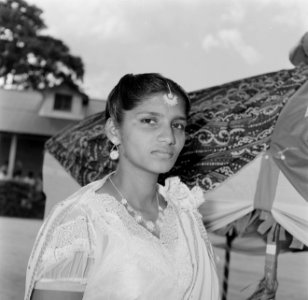 Hindostaanse vrouwe in Nickerie, Bestanddeelnr 252-4686