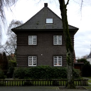 Hindenburgallee 16
