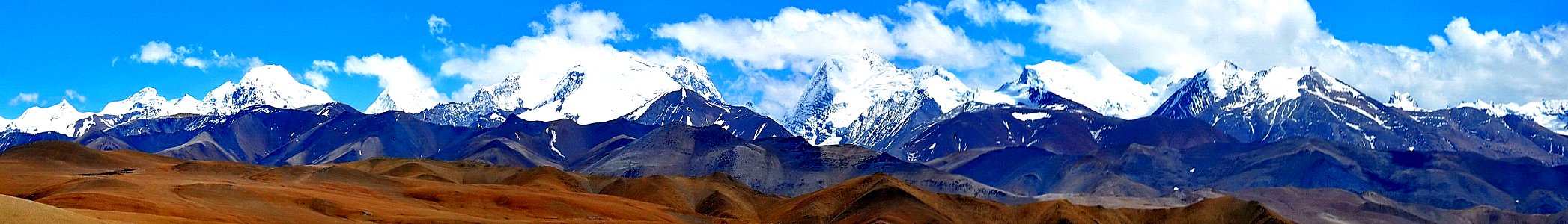 Himalayan North banner Lhakpa La pass photo