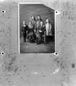 Historische fotos (familieportretten), Bestanddeelnr 917-4973